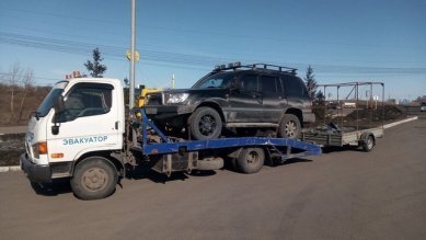 фото эвакуатор внедорожника в новокузнецке